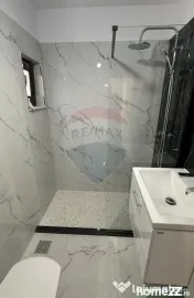 Apartament cu 3 camere B.dul Bucuresti 