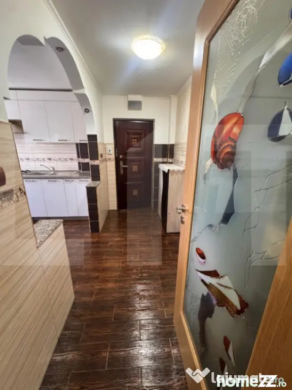 Apartament de 2 camere - 56 mp utili+ boxa - ultrafinisat -