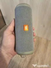 JBL Flip 3-gri (ca nou) baterie nouă 