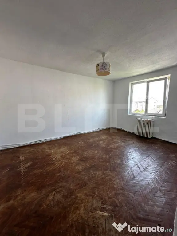 Apartament 4 camere, 2 băi, 2 balcoane – Etaj 3 – Sensu