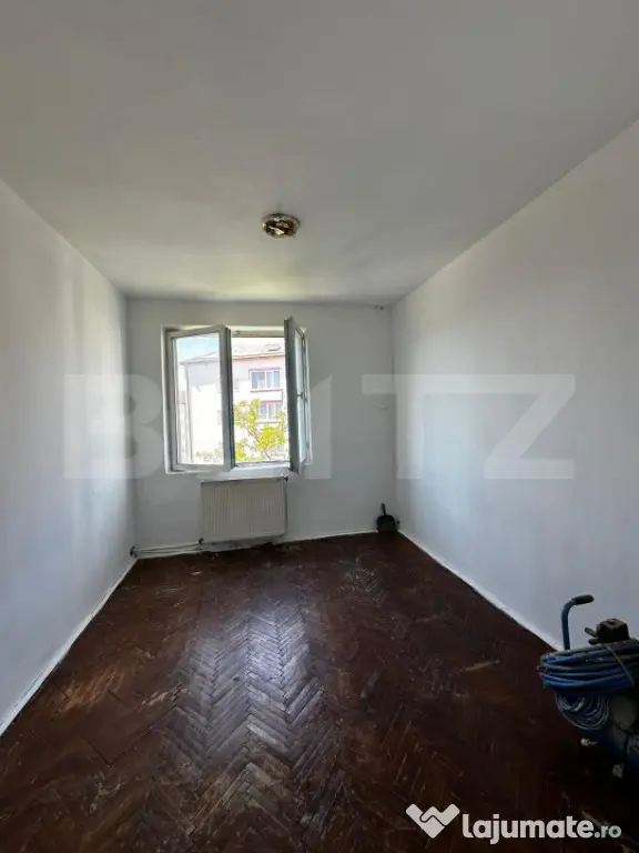 Apartament 4 camere, 2 băi, 2 balcoane – Etaj 3 – Sensu