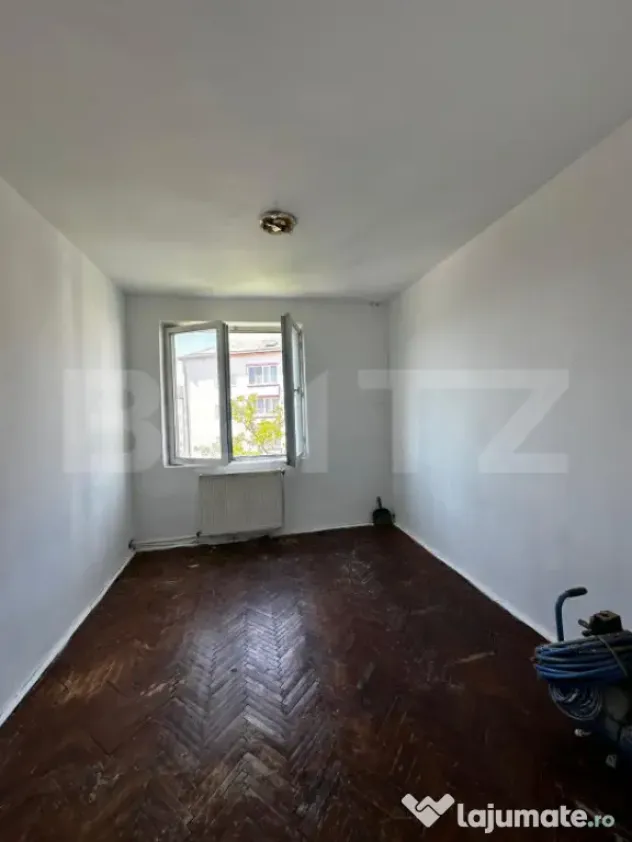 Apartament 4 camere, 2 băi, 2 balcoane – Etaj 3 – Sensu