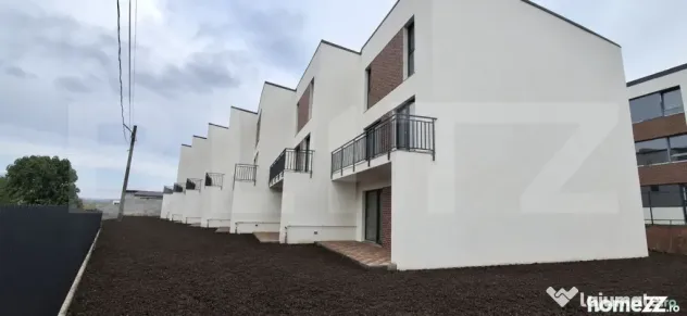 Casa cu vedere spre lac, 120 mp, zona Rediu - Iasi (Iasi)