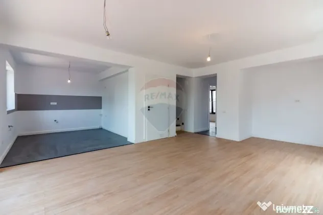 Vila Individuala 6 Camere | Curte 422 mp | Tunari – Nor...