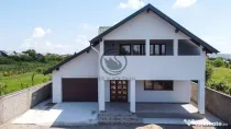 Casa de vanzare | Teren 1.300 mp | Garaj | Pleașa, PH | ...