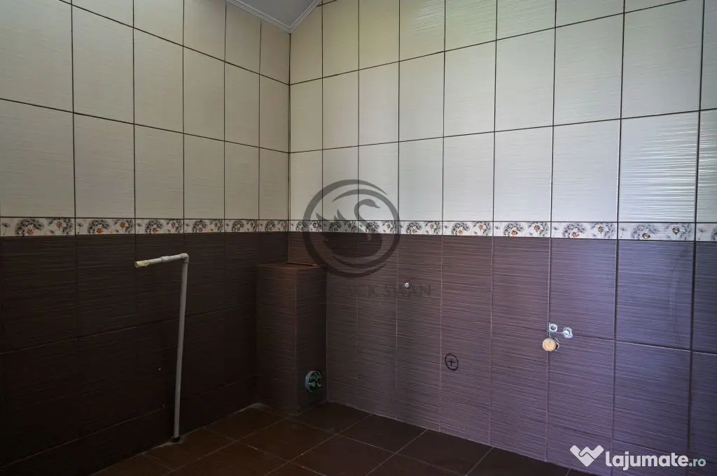 Casa de vanzare | Teren 1.300 mp | Garaj | Pleașa, PH | ...