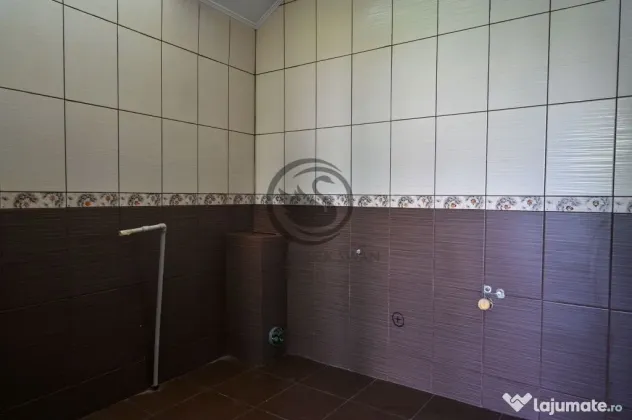 Casa de vanzare | Teren 1.300 mp | Garaj | Pleașa, PH | ...