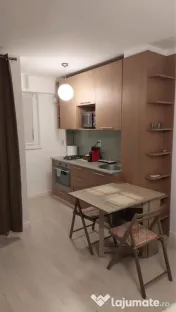 Dristor etaj 6 baba novac traian popovici 