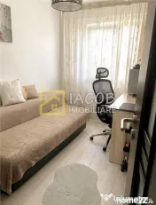 Apartament cu 3 camere, zona Milcov, Bacau 