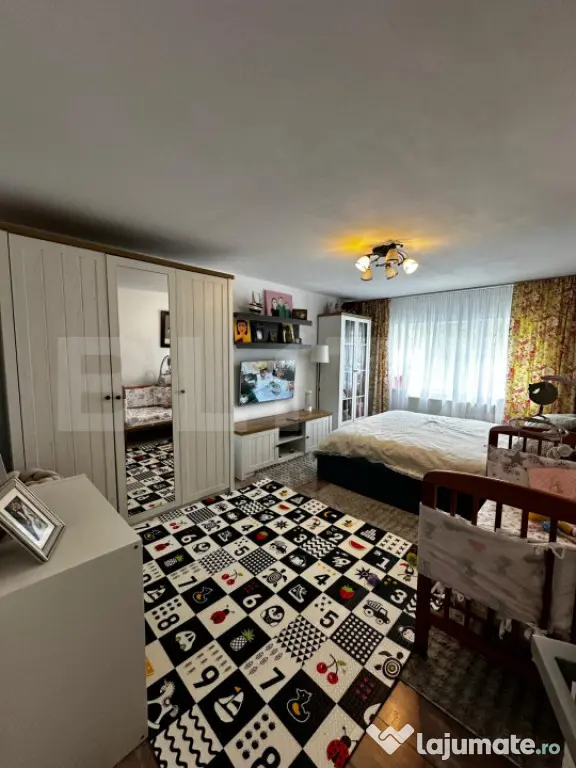 Apartament complet renovat, mobilat și utilat – etaj 1, z