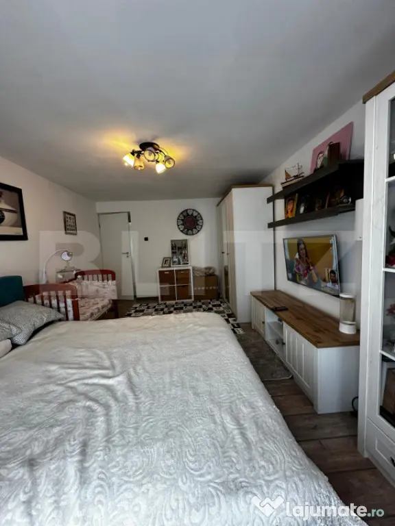 Apartament complet renovat, mobilat și utilat – etaj 1, z