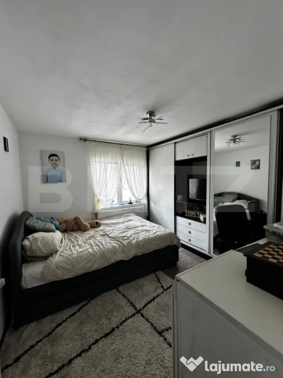 Apartament complet renovat, mobilat și utilat – etaj 1, z
