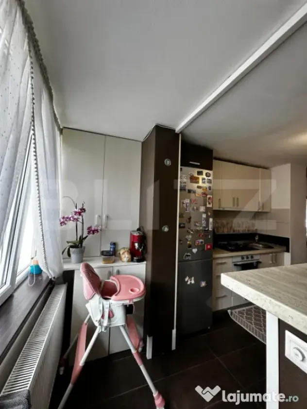 Apartament complet renovat, mobilat și utilat – etaj 1, z