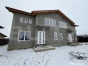 Casa duplex la rosu C1+C2, 302 mp utili, 500 mp teren