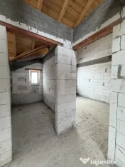 Casa duplex la rosu C1+C2, 302 mp utili, 500 mp teren