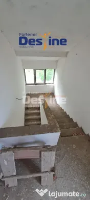 Vila Independenta , D+P+1+M+POD, 474 mp, Valea Lupului