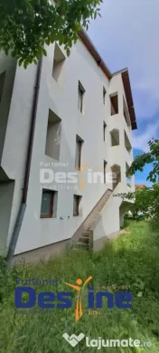 Vila Independenta , D+P+1+M+POD, 474 mp, Valea Lupului