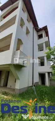Vila Independenta , D+P+1+M+POD, 474 mp, Valea Lupului