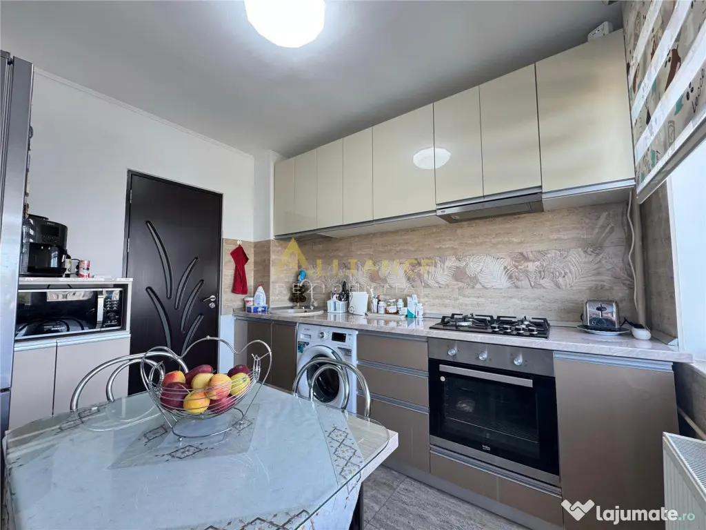 Berceni-Apartament 3 Camere-Gata de Mutare
