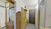 Decomandat, 3 camere, 2 bai, spatiu verde, mobilat, utilat,