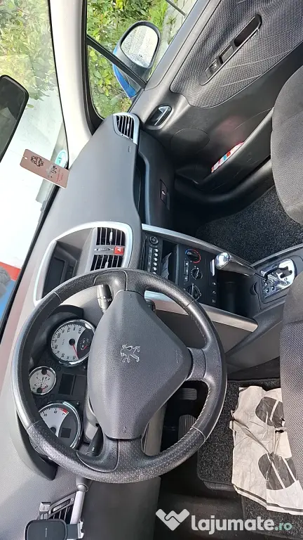 Peugeot 207 1.6Vti cutie automata