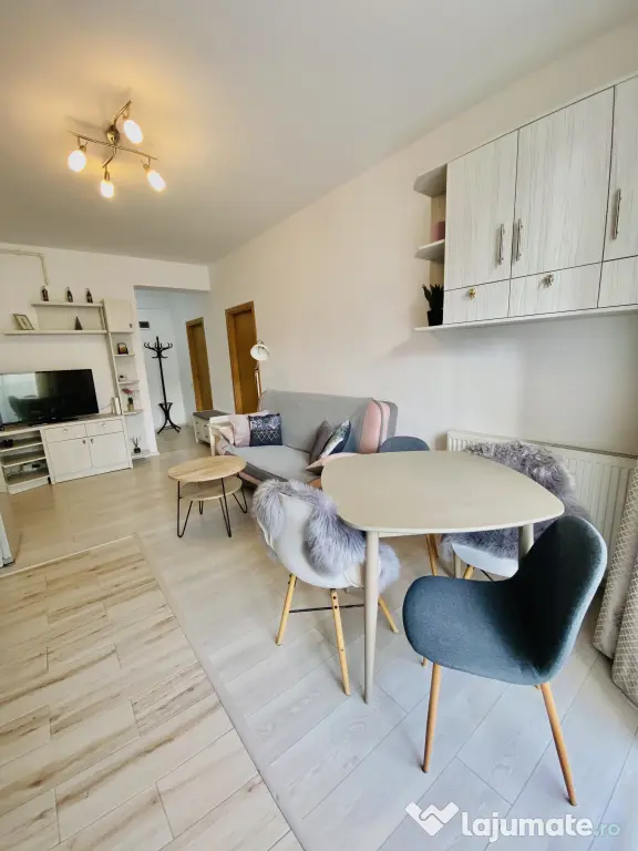 Apartament cu o camera str Traian