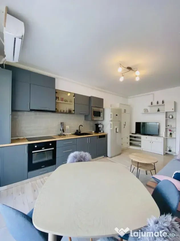 Apartament cu o camera str Traian