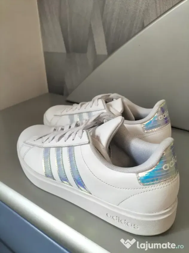 Adidas Grand Court 2.0