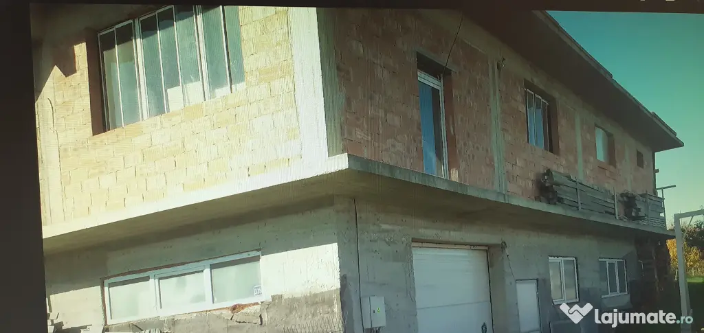 Clădire și teren Lisaura Suceava