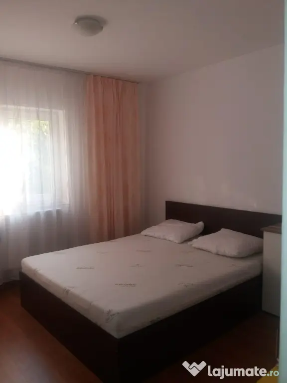 Inchiriere apartament 2 camere – Ploiești, zona Vest-Baraolt
