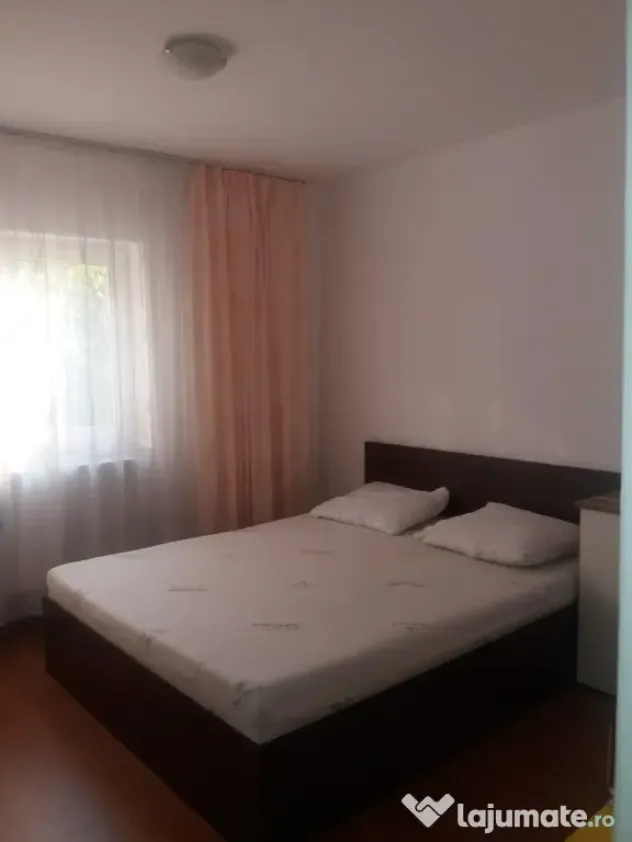 Inchiriere apartament 2 camere – Ploiești, zona Vest-Baraolt