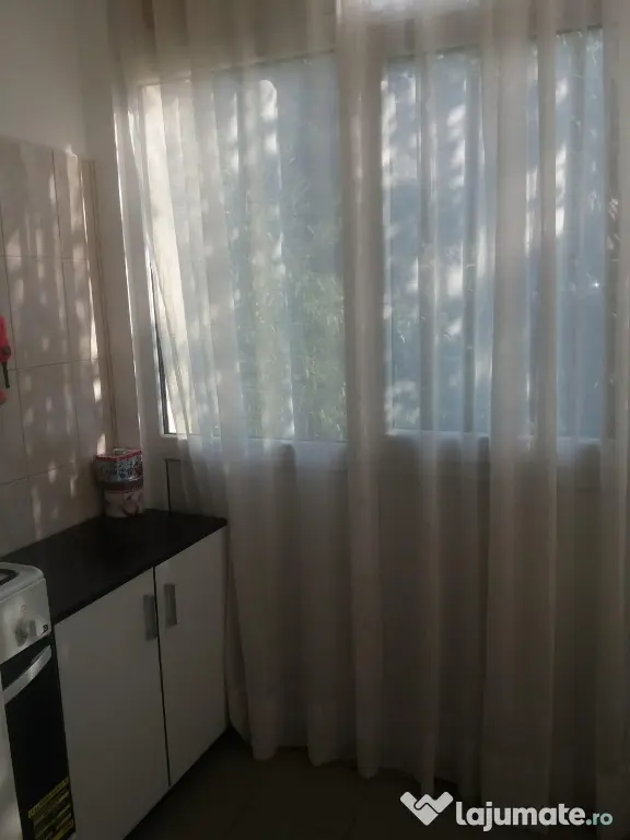Inchiriere apartament 2 camere – Ploiești, zona Vest-Baraolt