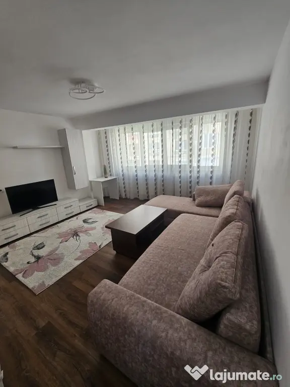 Închiriere apartament zona Piața Muncii