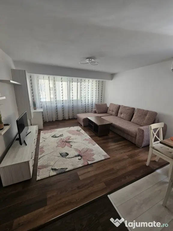 Închiriere apartament zona Piața Muncii