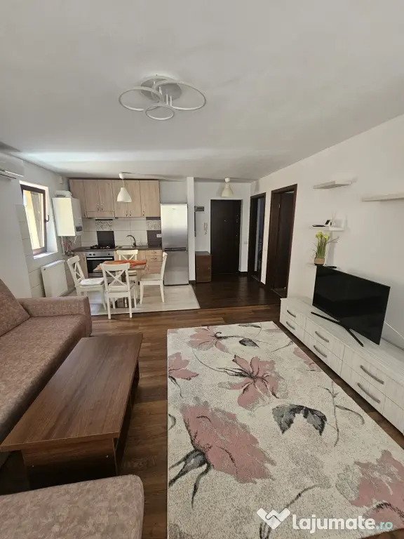Închiriere apartament zona Piața Muncii