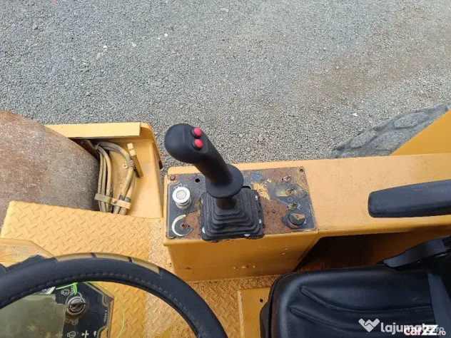 Cilindru compactor Caterpillar CS-563, 11.5 tone