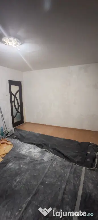 Apartament 2 camere Malu Roșu, preț negociabil