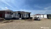 De vanzare casa in Santandrei cu garaj si bucatarie de vara 