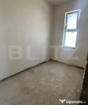De vanzare casa in Santandrei cu garaj si bucatarie de vara 