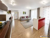 Apartament 2 camere, decomandat, luminos, Rasnov, Central, C 