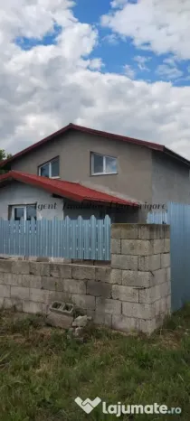 Casa cu mansarda Focsani Nord
