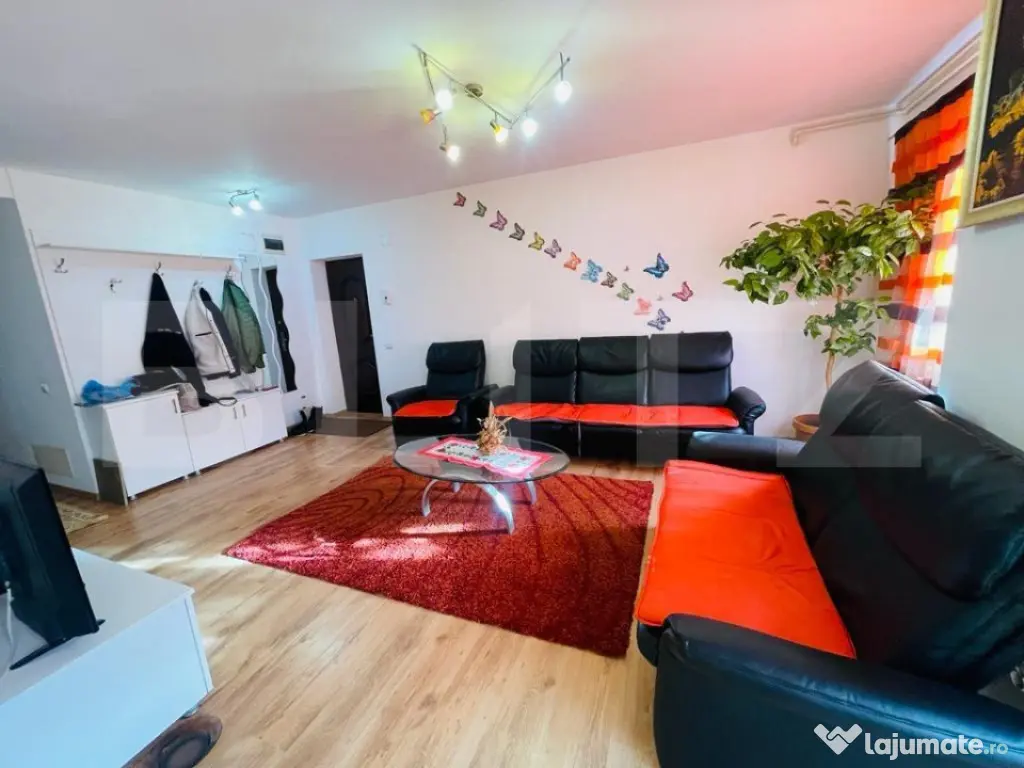 Apartament 3 camere, 64mp, parcare, etaj 1, zona Teilor