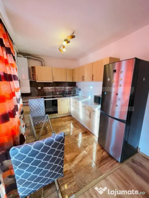 Apartament 3 camere, 64mp, parcare, etaj 1, zona Teilor