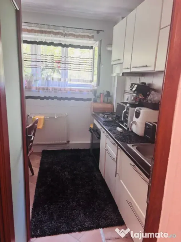 Apartament 2 camere decomandat, centrală proprie, 54 mp, zo