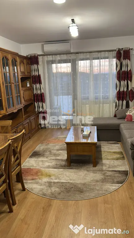 Apartament cu 2 camere la etaj intermediar, cu balcon, situa