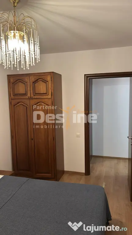 Apartament cu 2 camere la etaj intermediar, cu balcon, situa