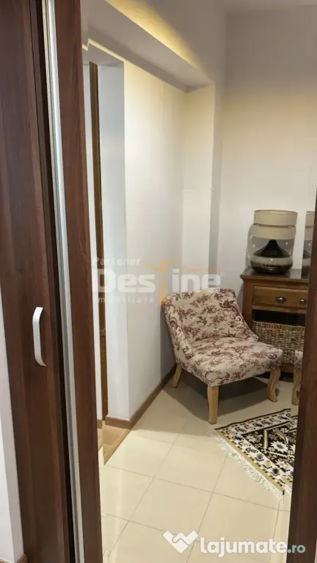 Apartament cu 2 camere la etaj intermediar, cu balcon, situa