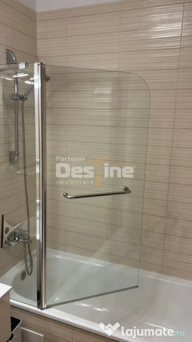 Apartament cu 2 camere la etaj intermediar, cu balcon, situa