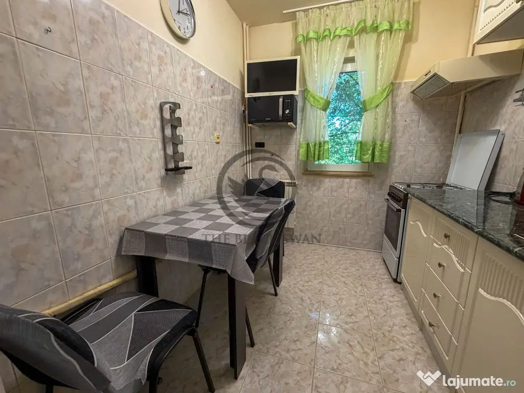 Apartament cu 2 camere de inchiriat | Decomandat | Sud | ...