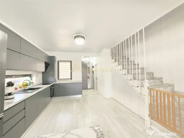 Vila tip duplex p E - Teren 150 mp